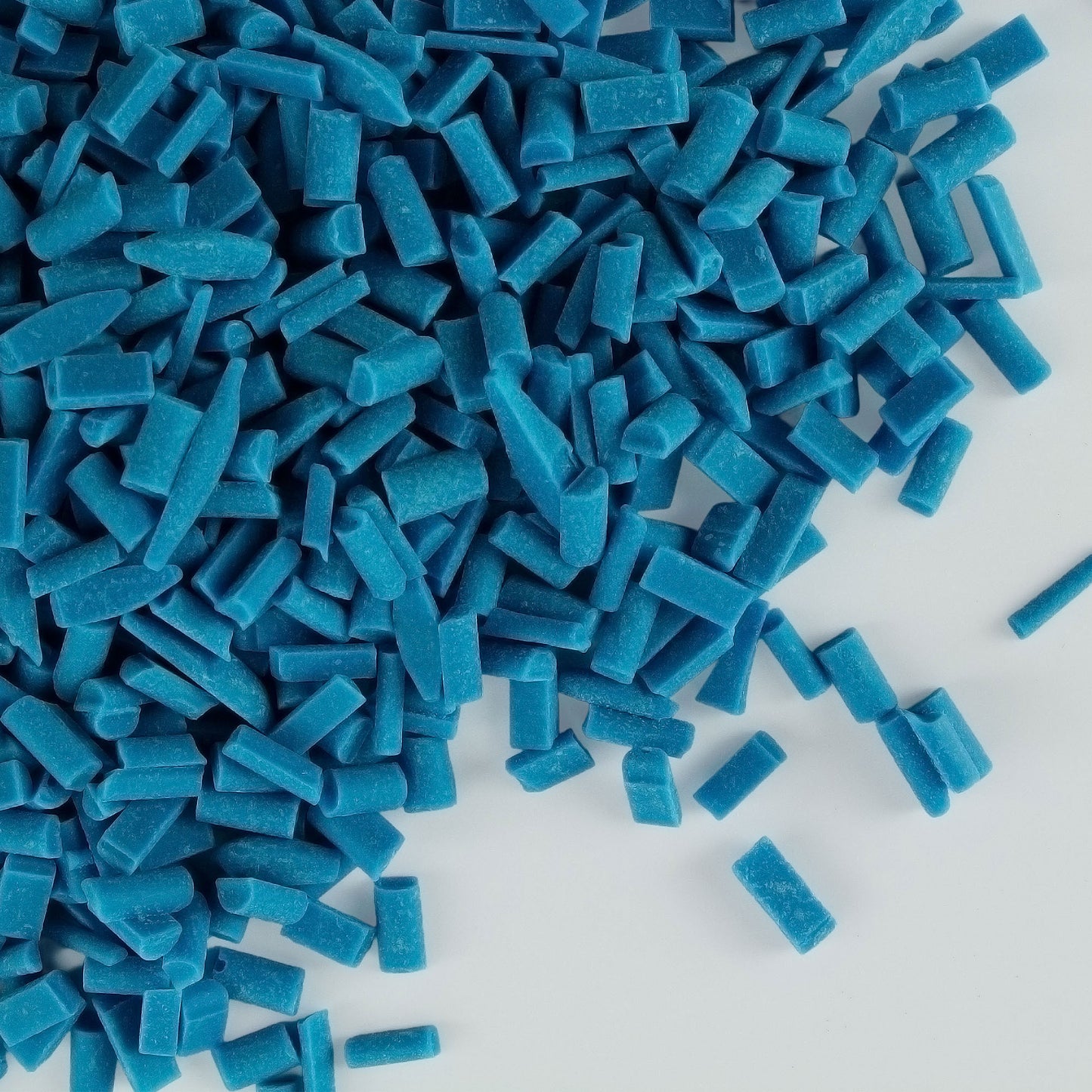 GoBake Melt Me's Choc Melts Bright Blue 200g